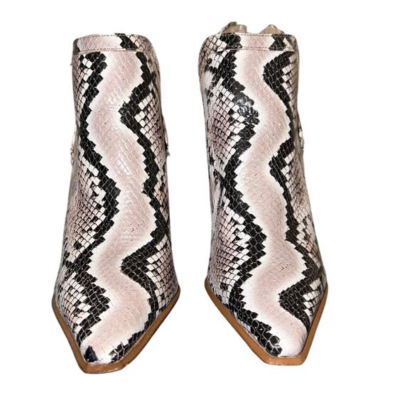Vince Camuto Shoes - NWOB Vince Camuto Delsimba Snakeskin Print Ankle Booties Size 5 Block Heel